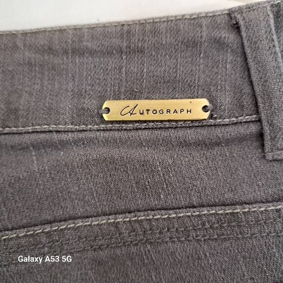 Autograph Gray Embellished Capri Jeans Women's Size 16 - Picture 4 of 9